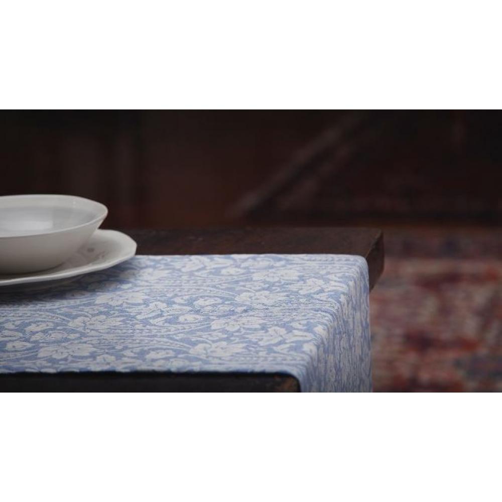 stolna beha dekorativny textil prestieranie slavnostne prestieranie busatti gauguin aviatore modra kuchynske doplnky.jpg
